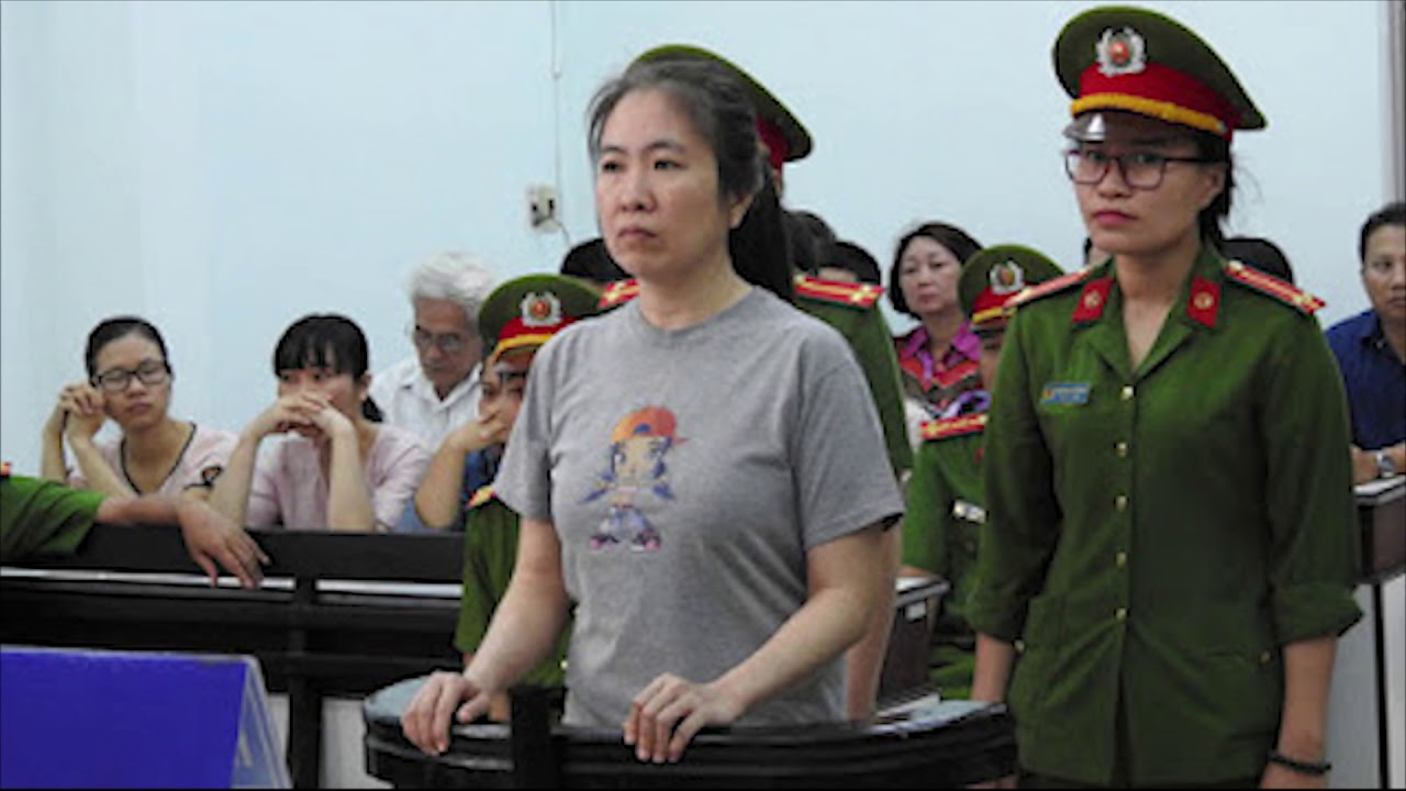 Không biết giải thích với nước ngoài thế nào là 'trường đại học trong đại học'