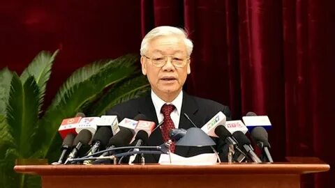 Vì sao quạt điện rất nhanh bám bụi?